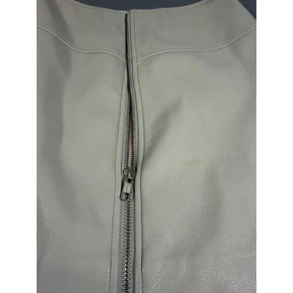 ASTR The Label Ecru Faux Leather Mini Skirt Small Zip Back - Picture 7 of 12
